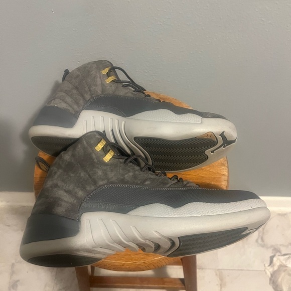 Jordan Black and Gray Athletic Shoes Retro 12 Dark Grey Authentic - Picture 7 of 9
